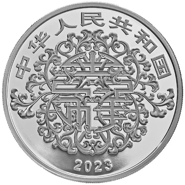Dlouhověkost - příznivá kultura, stříbrná mince